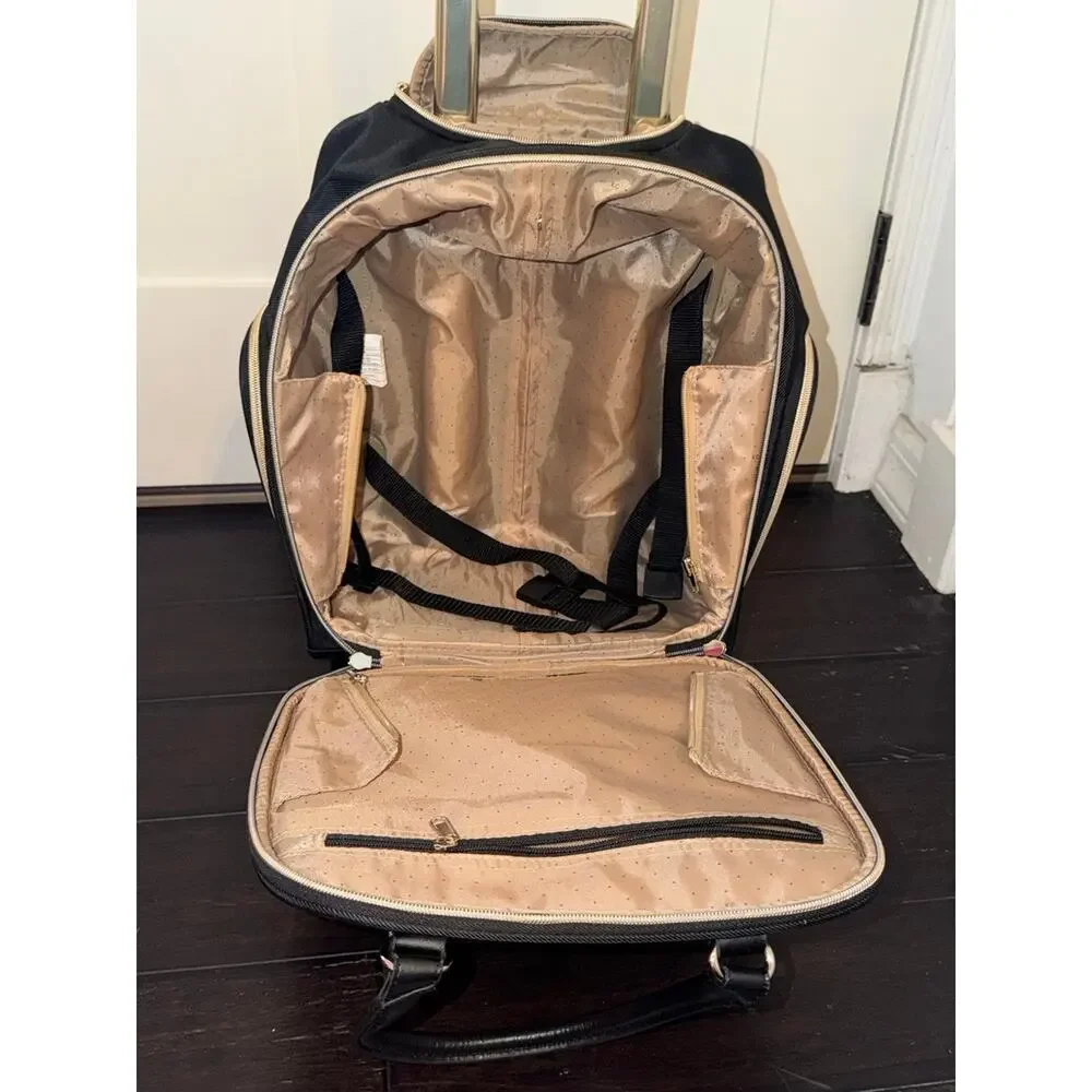 Kenneth Cole Reaction Chelsea Underseater Spinner Suitcase